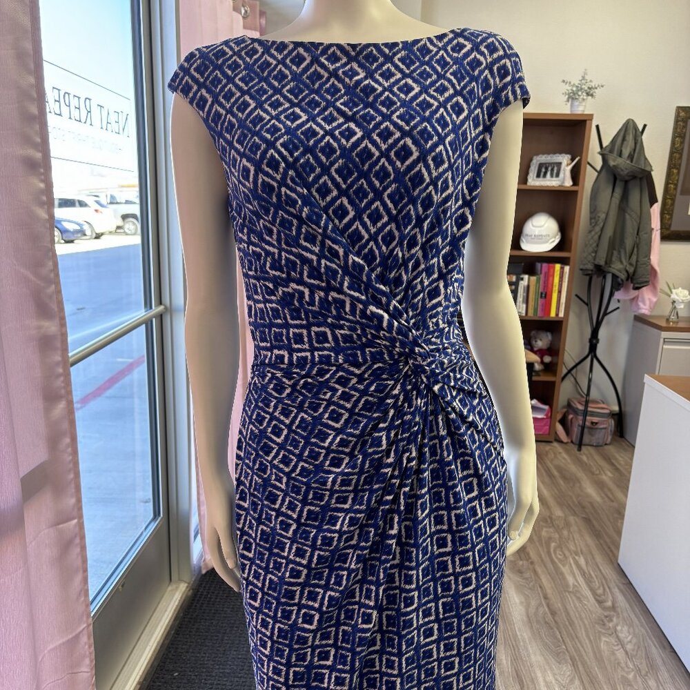 Price Drop, Discount Shipping Ralph Lauren Sleeveless Dressed.